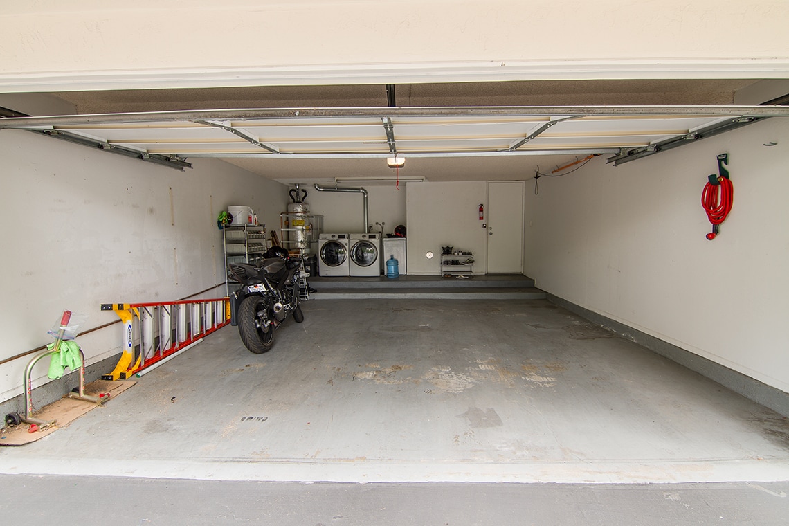 Full two car garage! - 2838 Luciernaga St