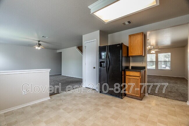 Building Photo - 8843 Kestrel Oak