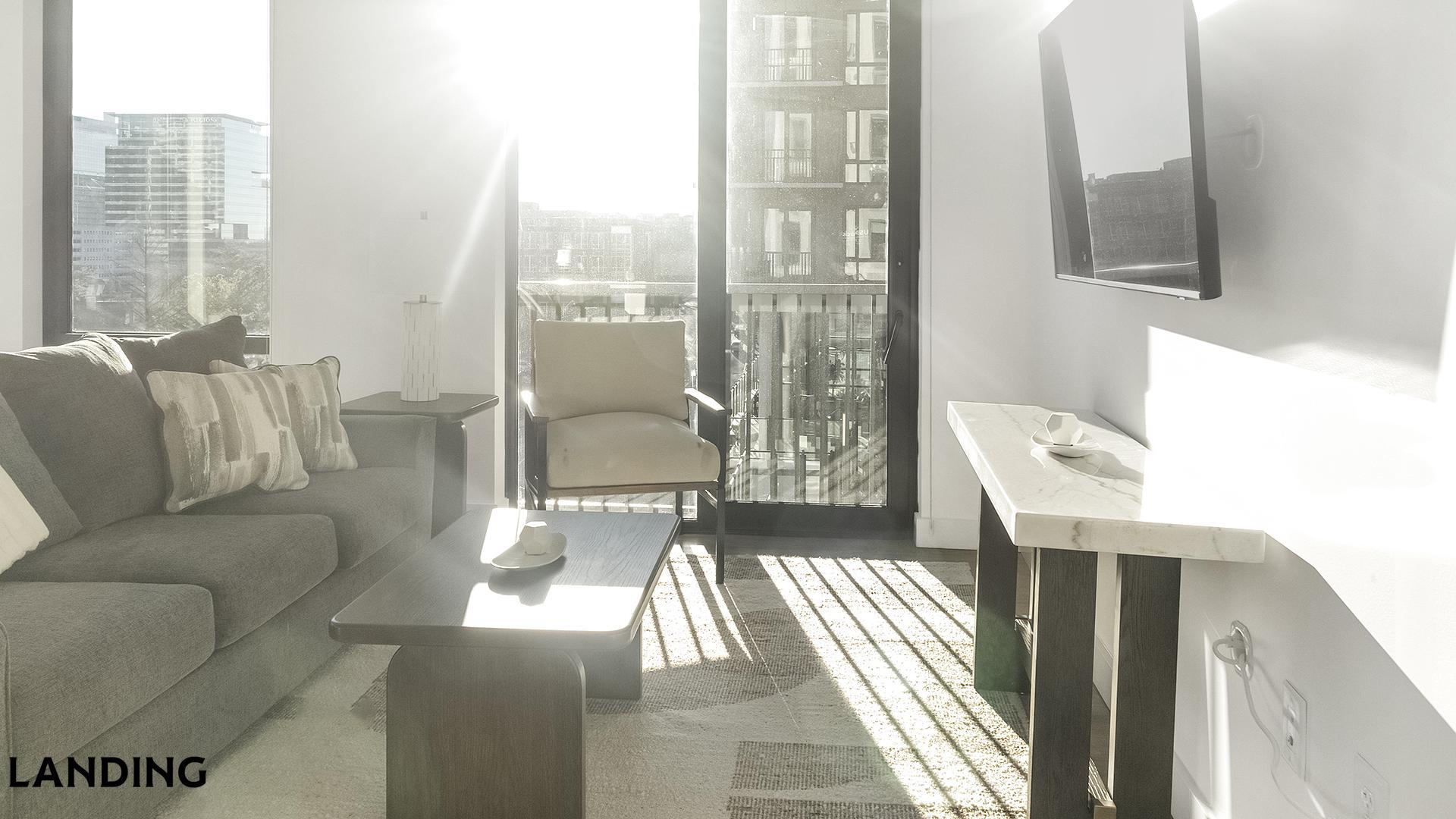 Building Photo - 1007 S Mint St