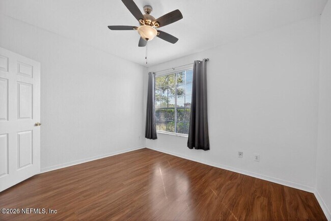 Building Photo - 13703 Richmond Park Dr N