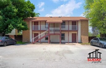 Building Photo - 209-209 Fletcher Dr