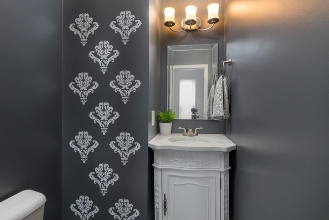 Building Photo - 1340 Oak St