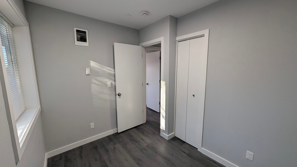 Bed B from within - 2378 E 15th Ave