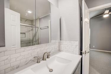 Building Photo - 6906 Lovely Ln