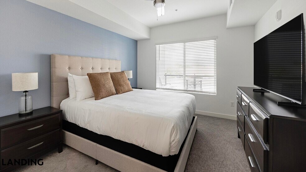 Building Photo - 1760 S Crismon Rd