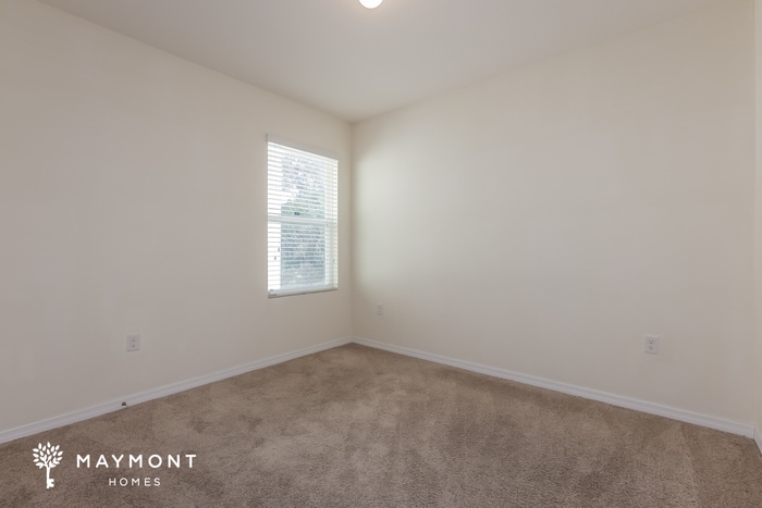 Building Photo - 10207 Hawk Storm Ave