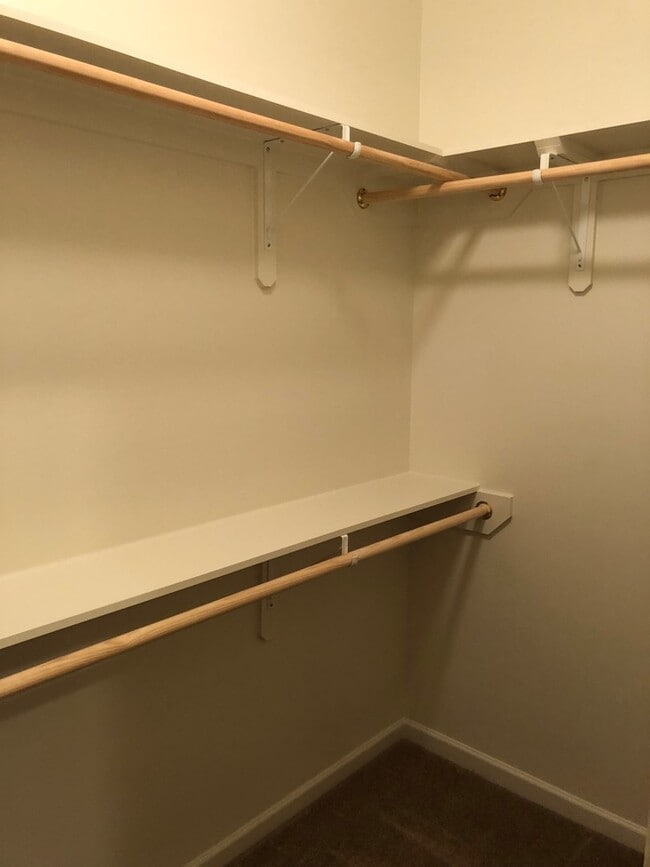 Building Photo - 3BD 2BA House in Hunters Trace Subdivision