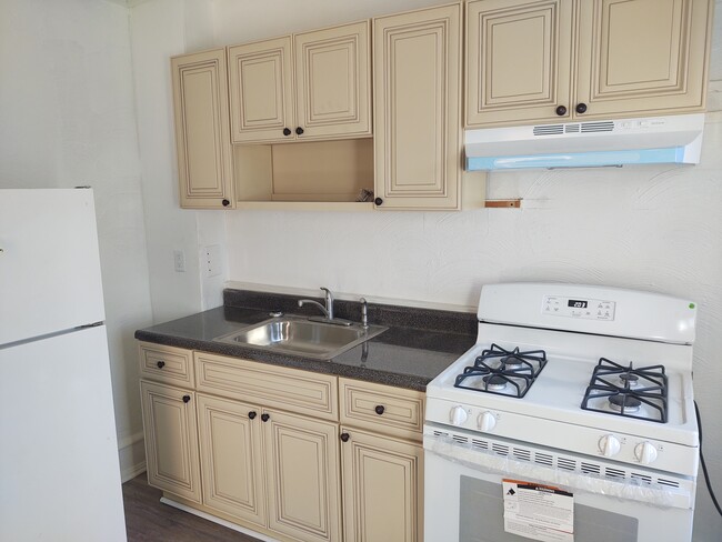 New Kitchen cabinets with new appliances - 223 Cedar Ave