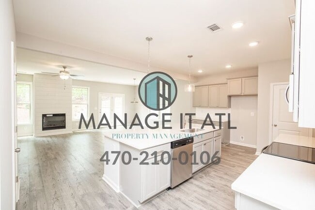 Building Photo - 3 bedroom townhome in Buford City School Distirct!