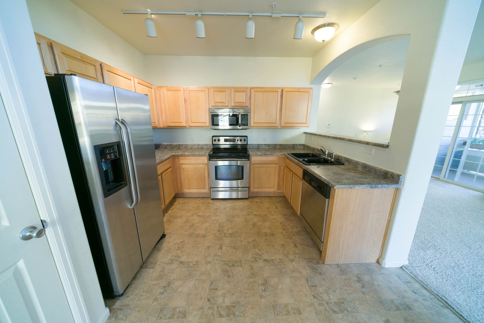 Building Photo - 452 Black Feather Loop
