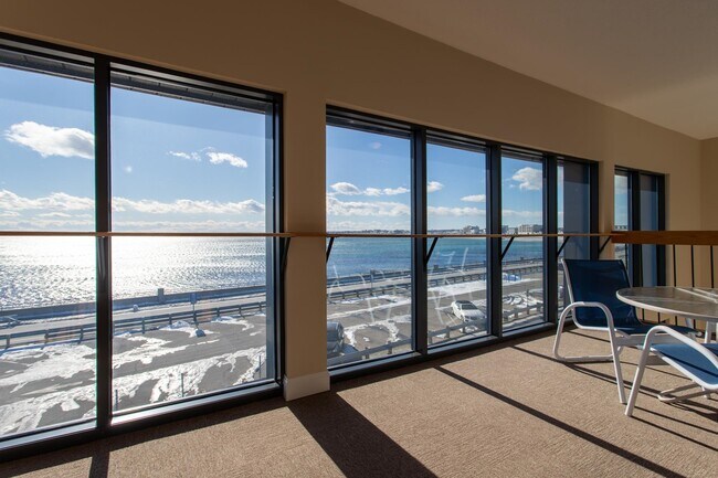 Building Photo - 493 Ocean Blvd