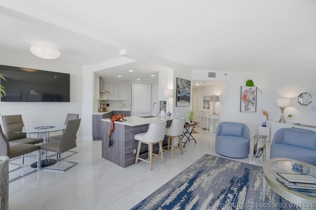 Building Photo - 3560 S Ocean Blvd