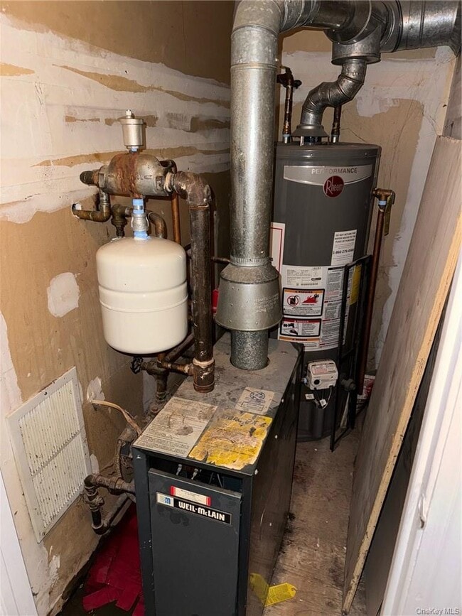 Building Photo - 100 Hillside Dr