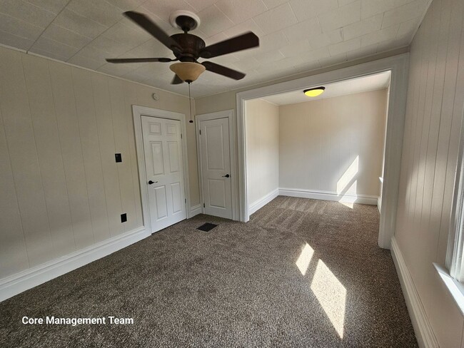 Building Photo - Amazing 4 bedroom 1 bath home in Avalon