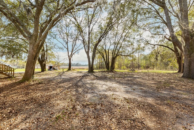 Building Photo - 108 Sherwood Ct