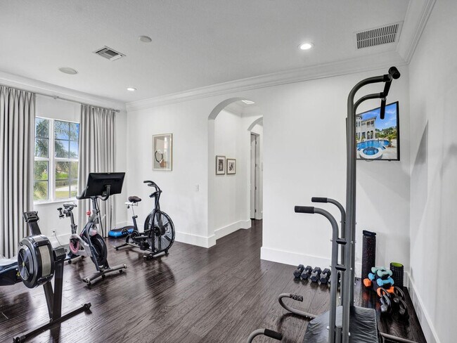 Building Photo - 12328 NW 69th Ct