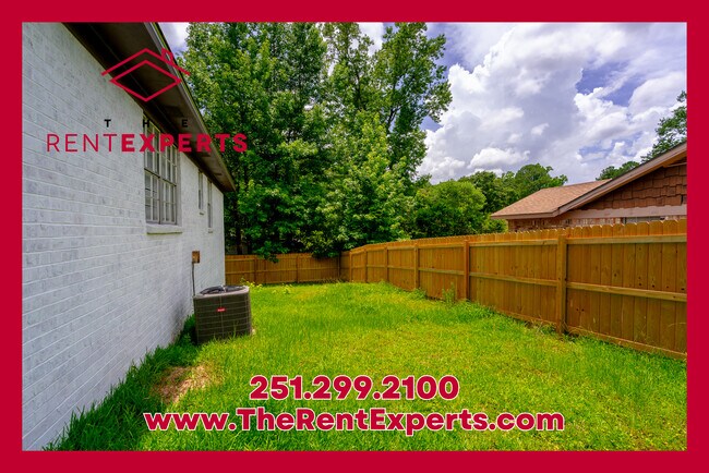 Building Photo - 5927 Couton Dr