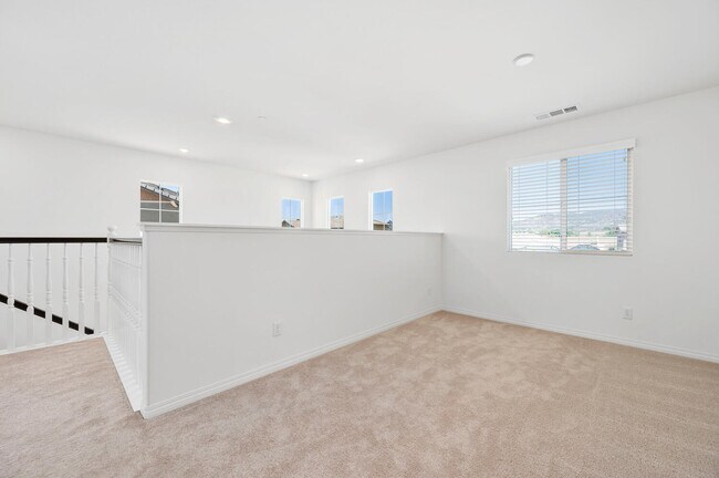 Building Photo - 36712 Summer Dain Ln