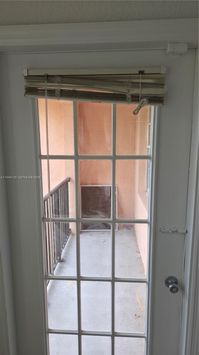 Building Photo - 2101 Belmont Ln