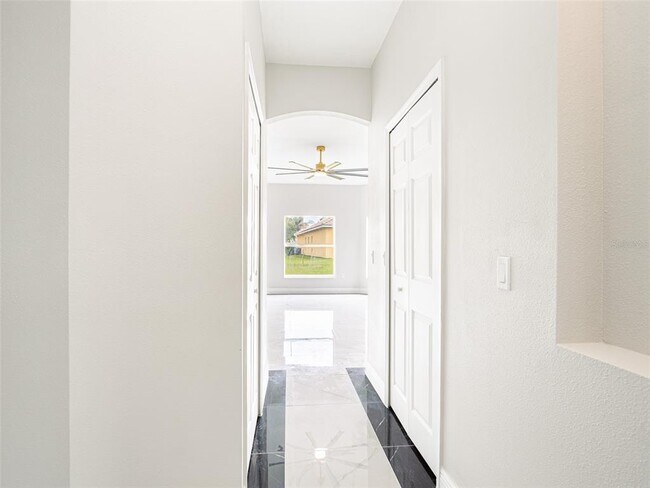 Building Photo - 3747 Eagle Isle Cir