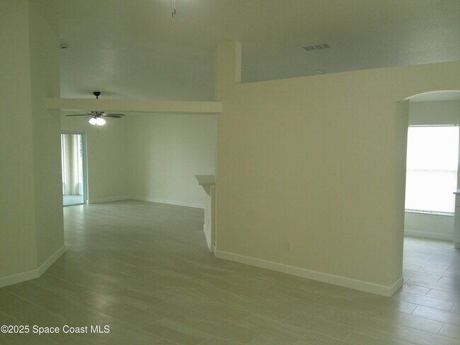 Building Photo - 4049 Wilkes Dr