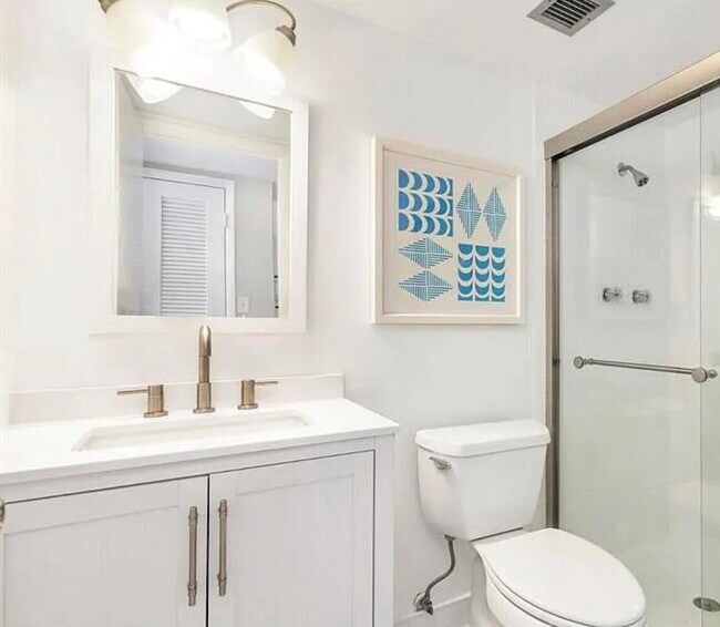 Building Photo - 3800 Washington Rd