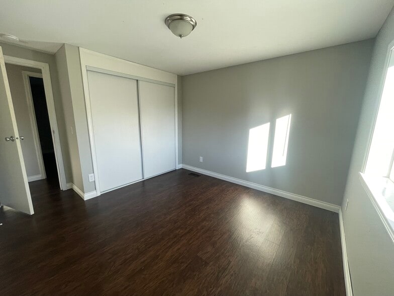 Building Photo - 14803 Purdy Dr NW