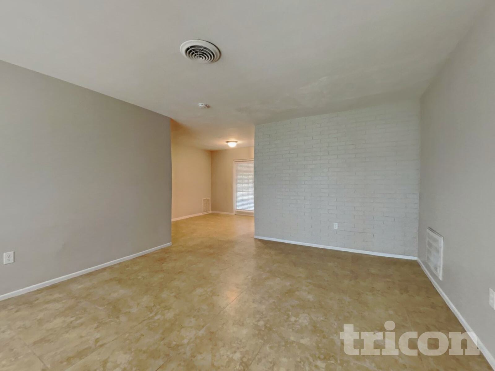 Building Photo - 3708 Lei Dr