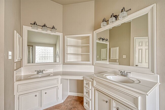 Building Photo - 26606 Boulder Cove Ct