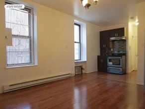 Building Photo - 963 1st Ave