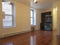 Building Photo - 963 1st Ave