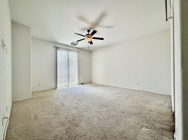 Building Photo - 10037 White Mulberry Dr