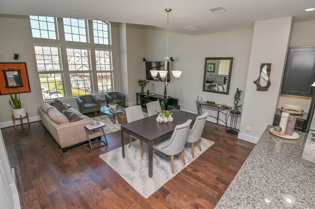 Building Photo - 11023 Acorn Falls Dr