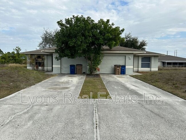 Building Photo - 1125 Gilbert Ave S