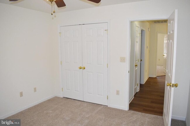 Building Photo - 2741 Roosevelt Dr