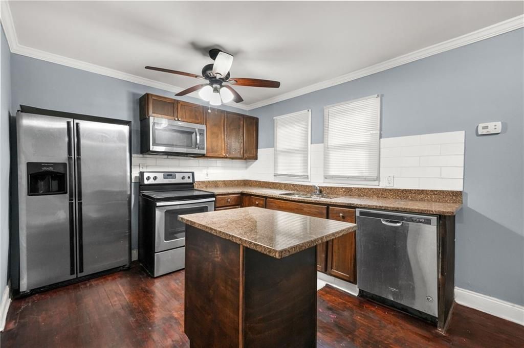 Building Photo - 360 Betsy Ave SW