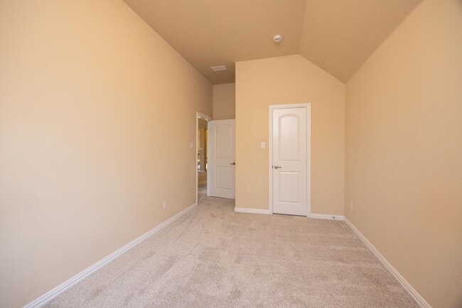 Building Photo - Gorgeous 2-story in Keller