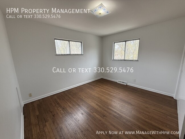 Building Photo - 15 W York St