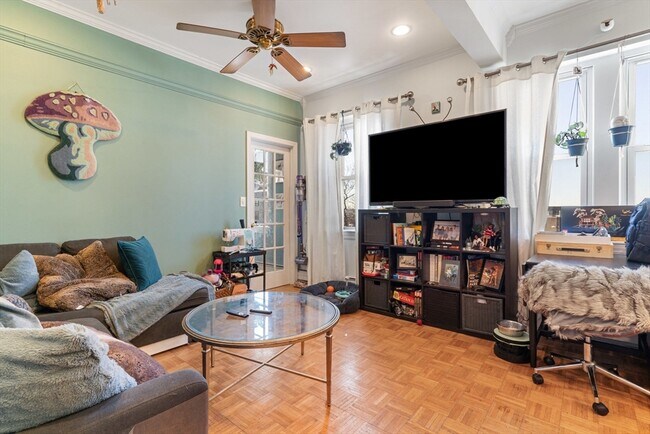 Building Photo - 99 W 4th St