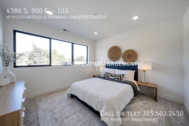 Building Photo - 4386 S 900 E