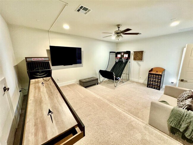 Building Photo - 4016 Bison Bend