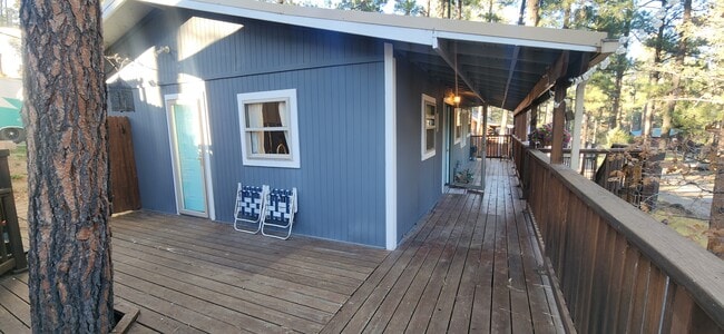 Building Photo - 403 Brady Canyon Rd