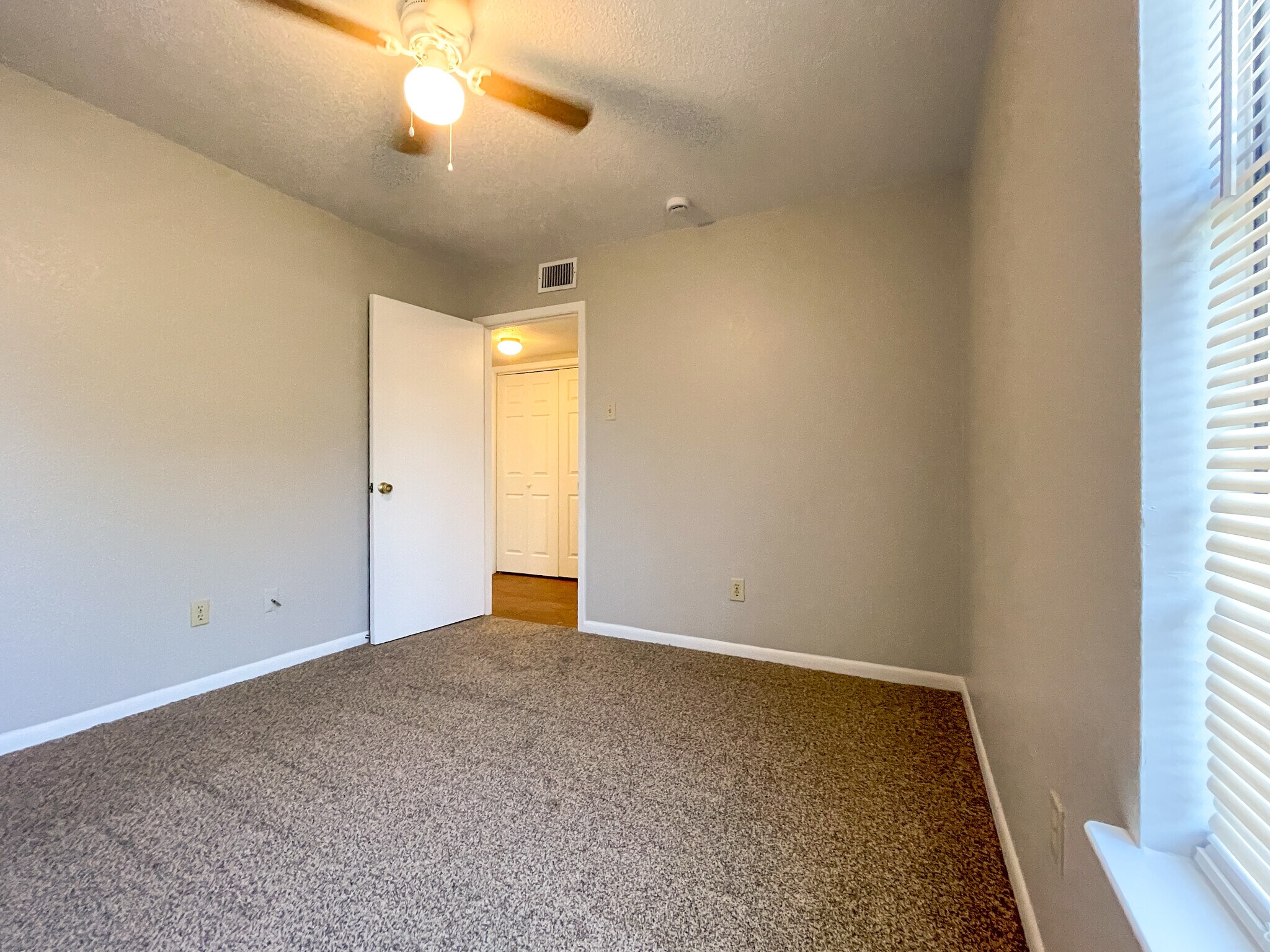Building Photo - 3122 McFerrin Ave