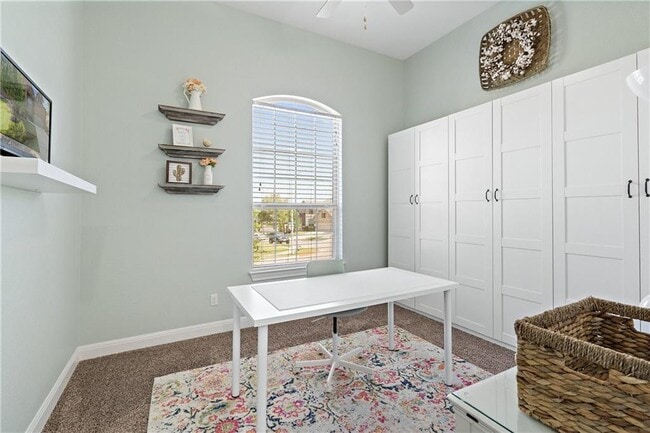 Building Photo - 4304 Valley Oaks Dr