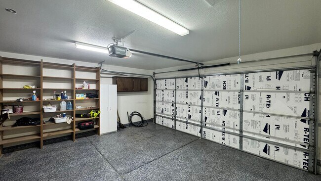 Building Photo - Upscale Executive Living
