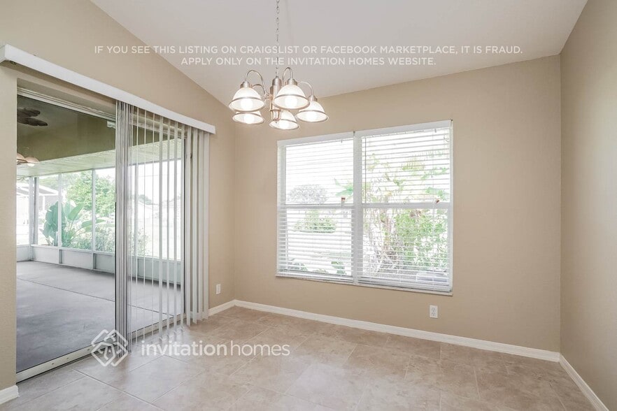 Building Photo - 23156 Hillsdale Ave