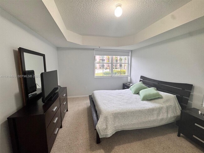 Building Photo - 6340 NW 114th Ave