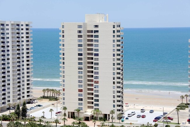 Primary Photo - Spacious Oceanfront Condo