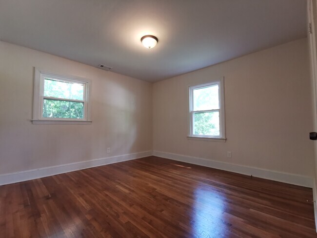 Bedroom 2 - 514 Porter St