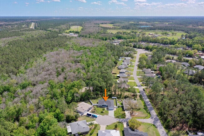 Building Photo - 4 Karl Ct